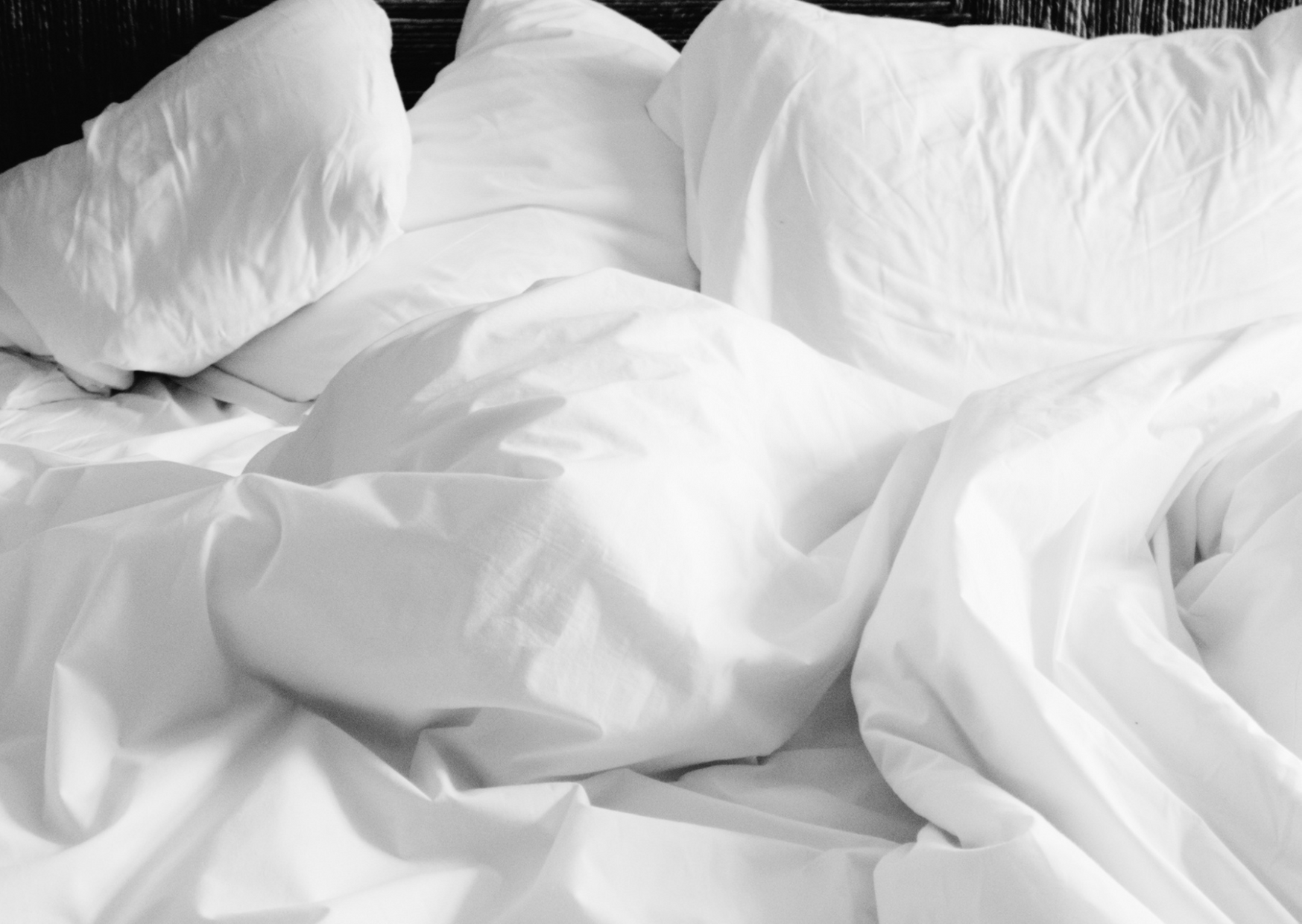 bed and sheets