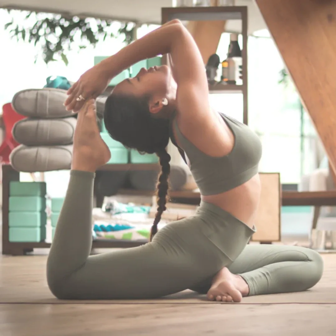 Essential Oils Yoga Practise