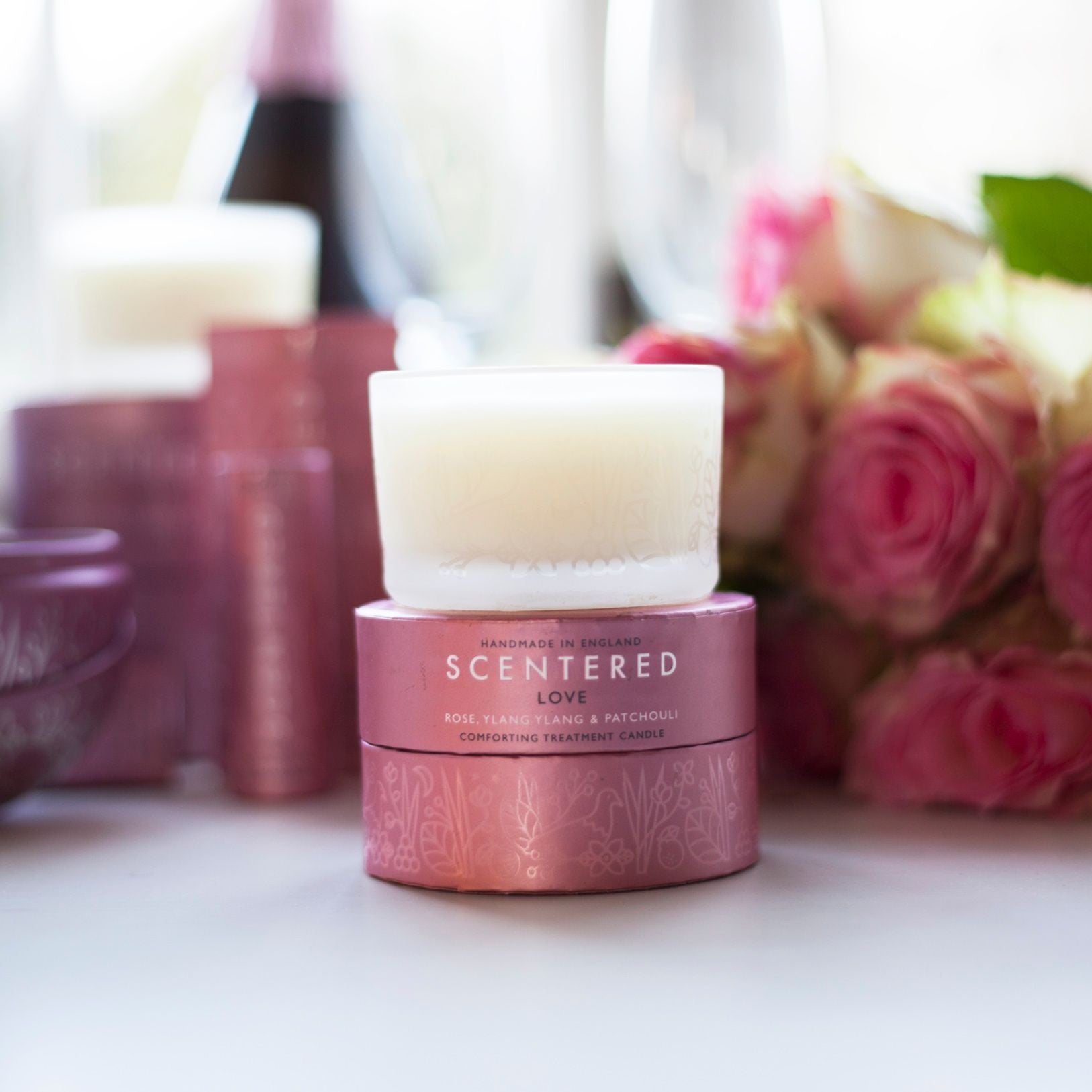 Our warm and comforting Love Aromatherapy Candle blend was created to help you rebalance and reconnect emotionally. 